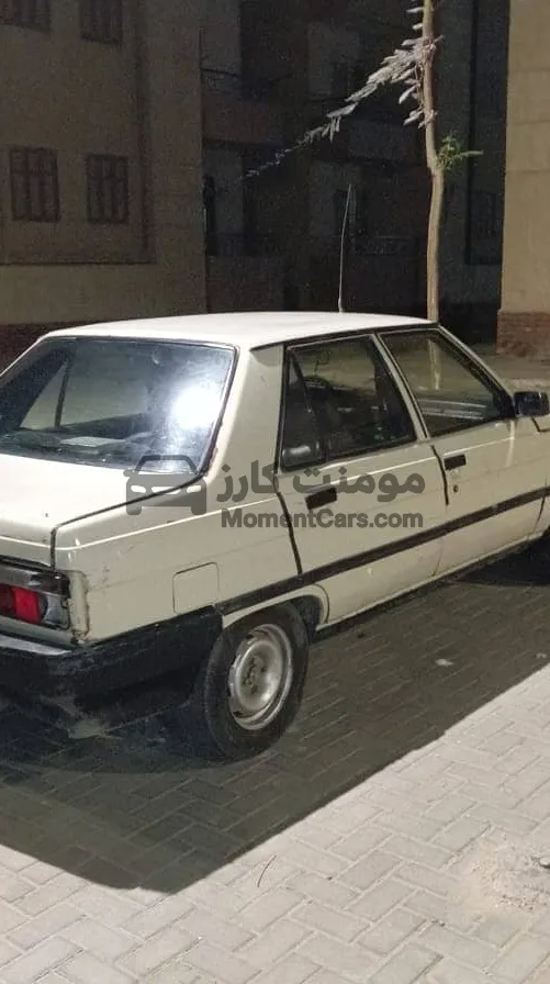 رينو 9 موديل 1990 - 1600cc - فبريكة دواخل للبيع