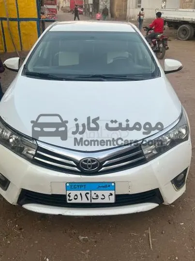 تويوتا كورولا 2009 أتوماتيك بشاشة وكاميرا خلفية