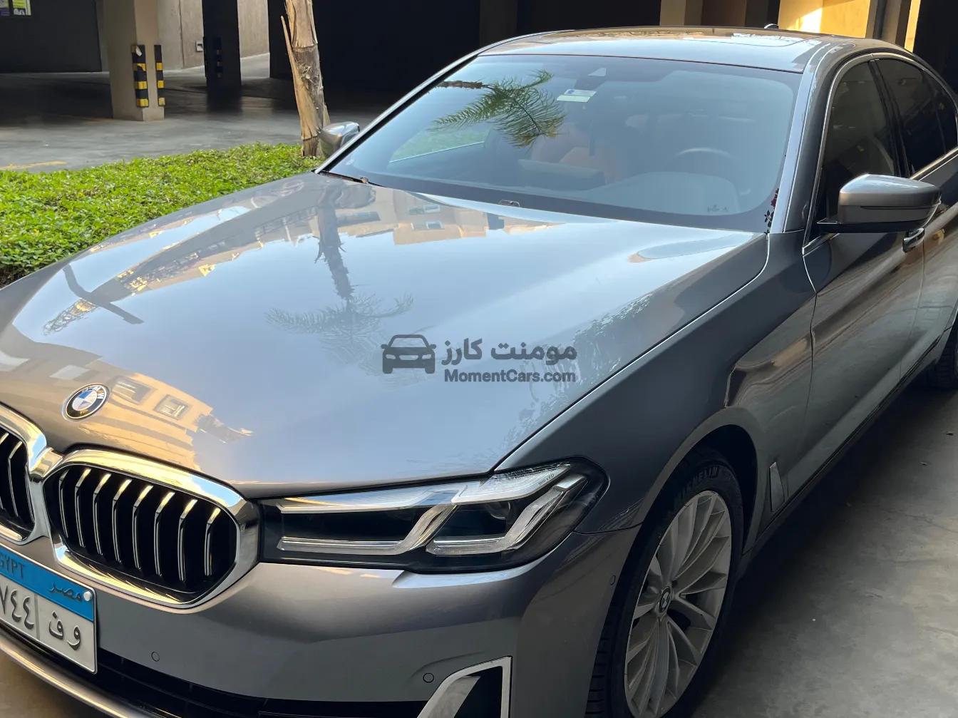 BMW 520i 2023 أعلى فئة أول يد بضمان وعداد قليل