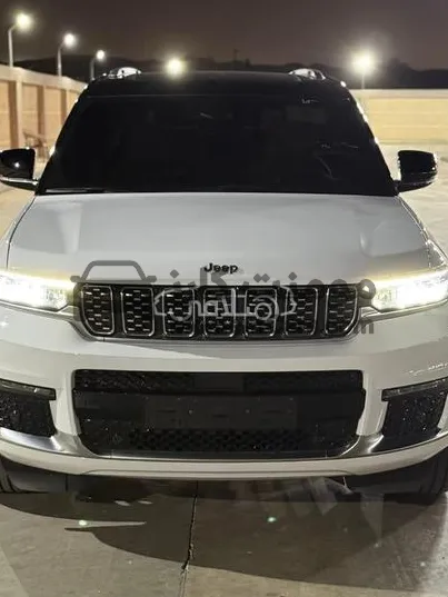 جيب جراند شيروكي 2020 بأقل عداد للبيع