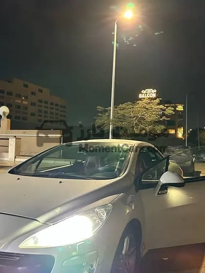 بيجو 308cc كابورليه 2011 فرش جلد وشاشة للبيع