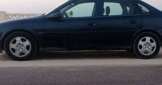 أوبل فيكترا 2001 مانيوال 2000CC فبريكة دواخل