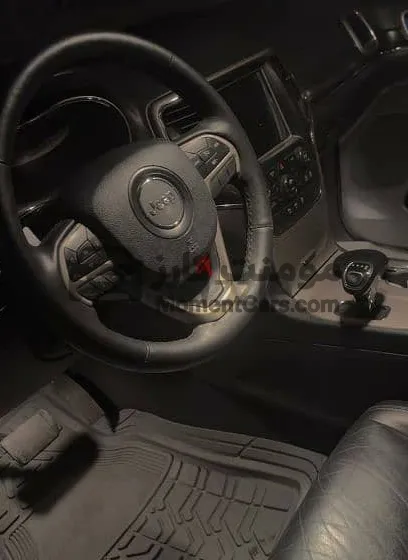 جيب جراند شيروكي 2014 اتوماتيك للبيع