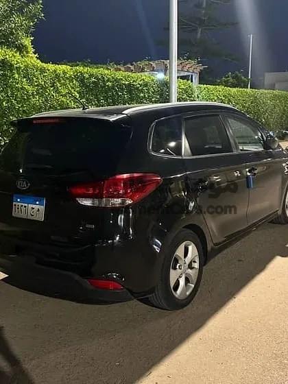كيا كارينز 2014 اتوماتيك 7 راكب جلد عداد قليل