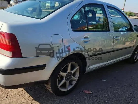 فولكس فاجن بورا 2000 اتوماتيك كاملة فابريكة دواخل للبيع