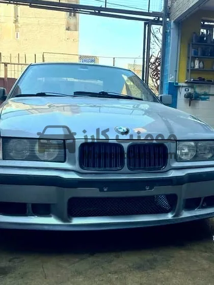 بي ام دبليو 318 للبيع موديل 1991 سيدان اوتوماتيك