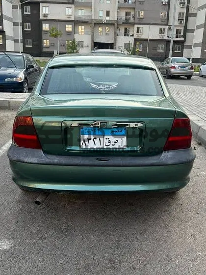 أوبل فيكترا 2000 اتوماتيك حالة ممتازة للبيع