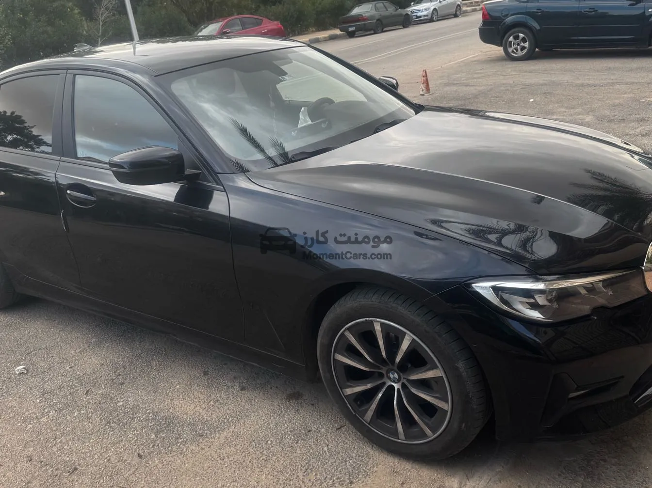 بي ام دبليو 320i 2021 اتوماتيك للبيع