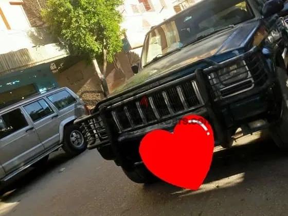 جيب شيروكي 1998 اتوماتيك - حالة ممتازة للبيع