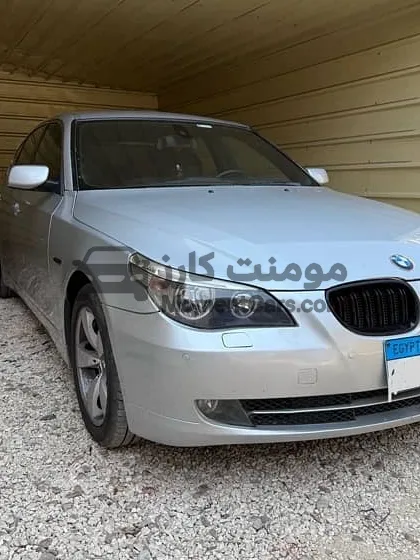 BMW 523 2006 فابريكة عدا اكصدامين ورخصة سارية
