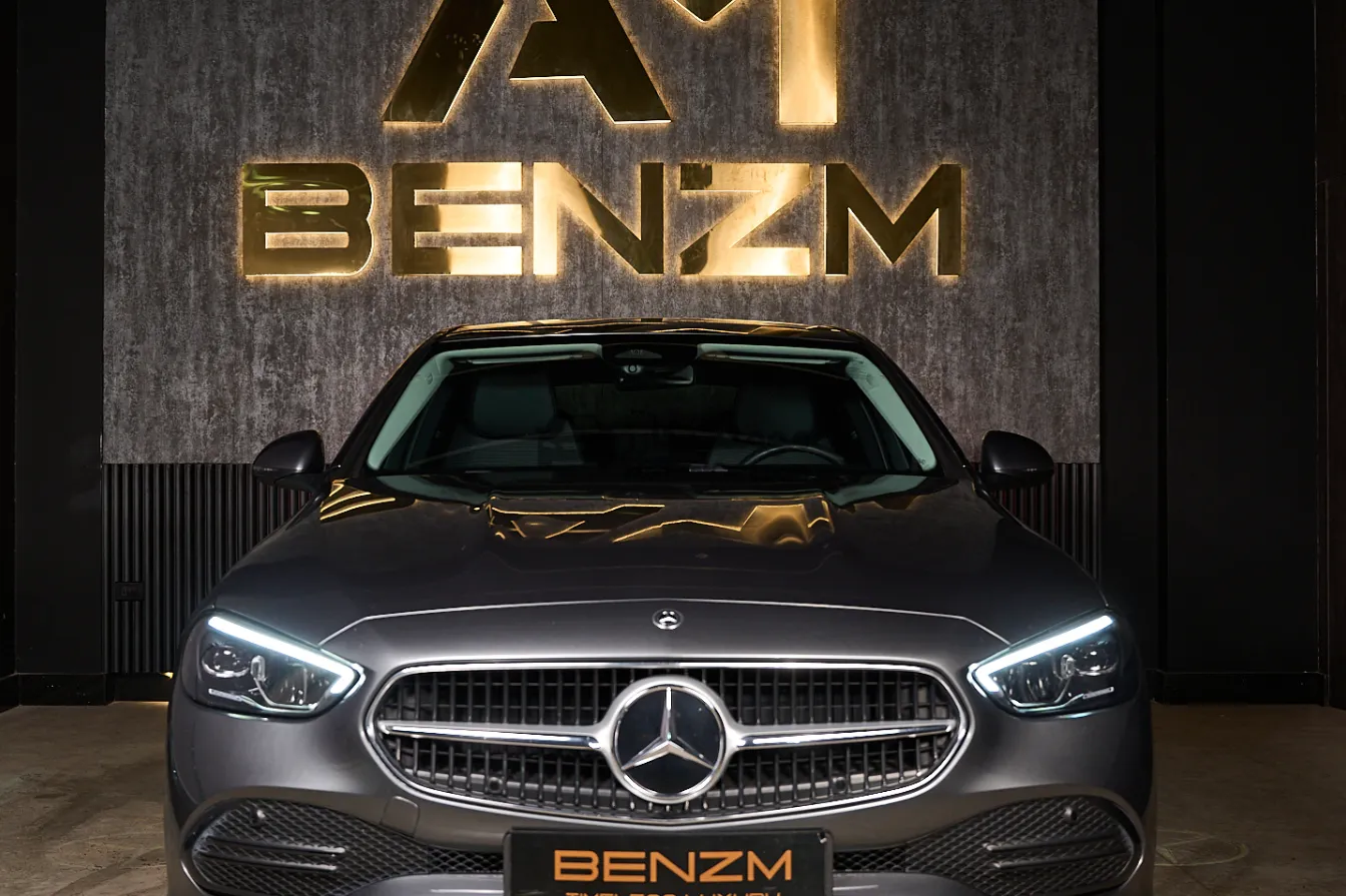 مرسيدس C180 أفنتجارد 2025 سيدان للبيع