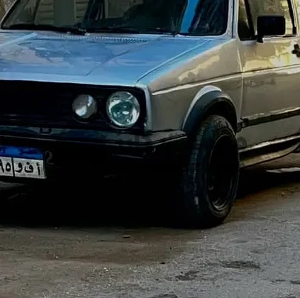 جولف 1 كوبيه 1980 حالتها ممتازة للبيع