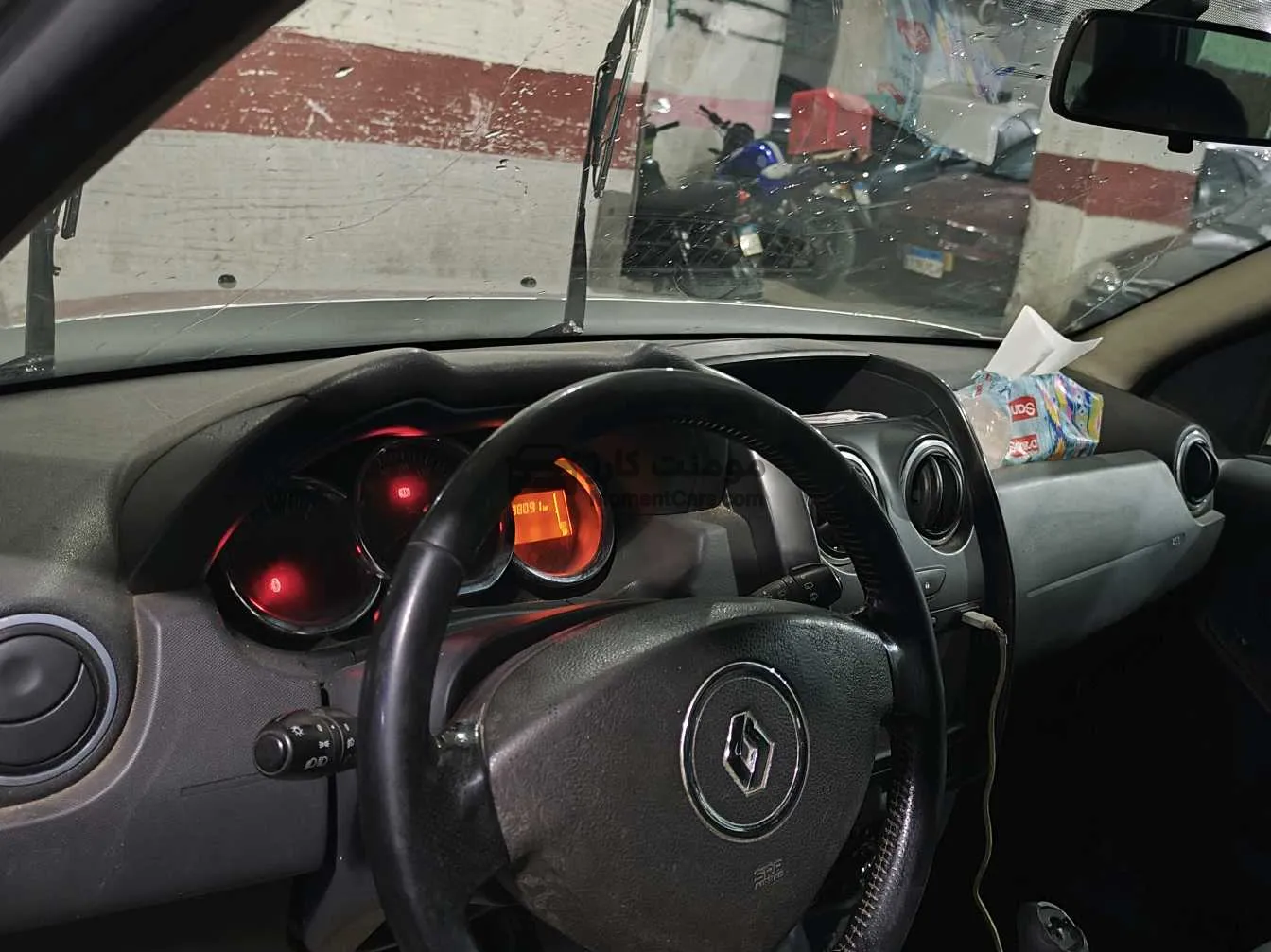 رينو داستر 2015 مانيوال دفع ثنائي SUV