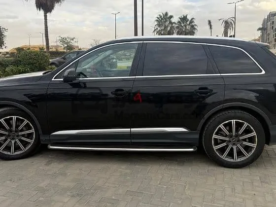 أودي Q7 2023 جيب كاملة كاش