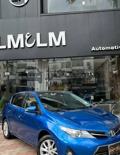 تويوتا اوريس 2014 اعلي فئة بحالة الزيرو للبيع