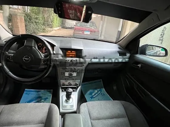 اوبل استرا 2007 اتوماتيك اعلى فئة بصمة