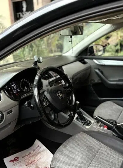 سكودا أوكتافيا 2015 فئة تانية 1600cc أتوماتيك للبيع