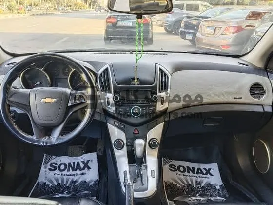 شيفروليه كروز 2014 أول مالك عداد قليل رخصة سارية