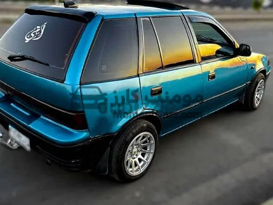 سوزوكي سويفت 1992 مانيوال 1000 سي سي للبيع بجنوط جديدة