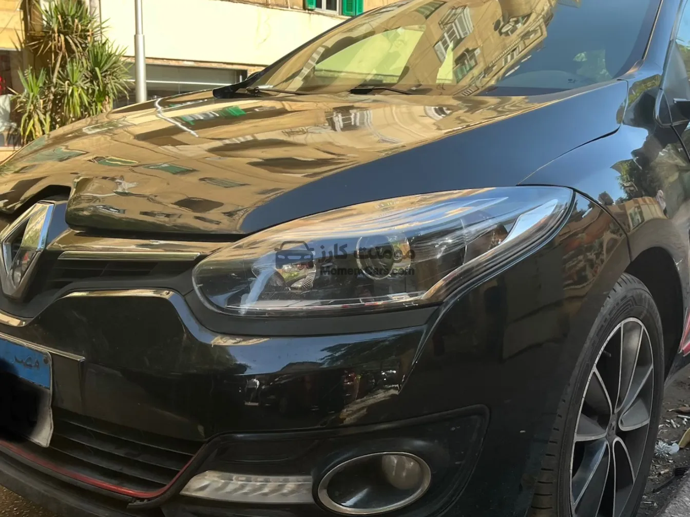 رينو ميجان 2015 هاتشباك اتوماتيك للبيع