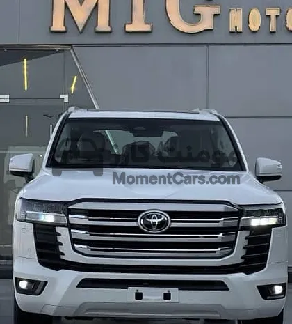 لاند كروزر 2025 GXR زيرو (تقسيط متاح)