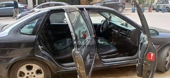 أوبل فيكترا 1997 سيدان 2000cc فرش جلد للبيع