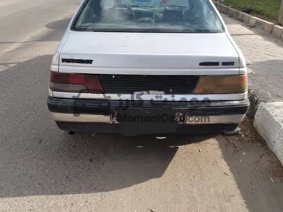 بيجو 405 موديل 1988 مانيوال للبيع (منطقة حرة)