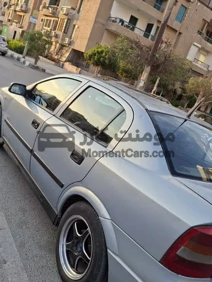 أوبل أسترا 2000 سيدان مانيوال بحالة ممتازة للبيع