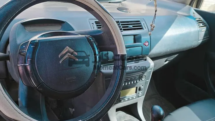 سيتروين C4 2006 مانيوال كاملة إضافات للبيع