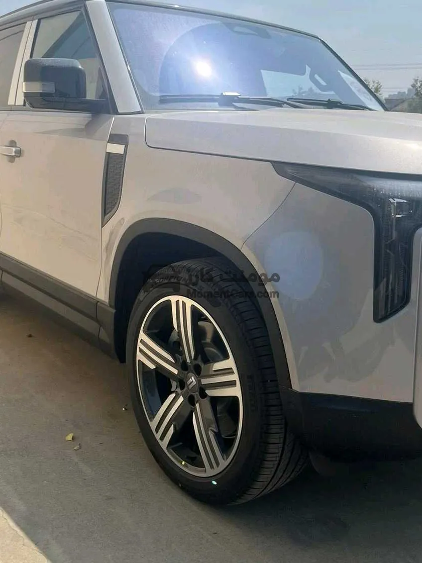 روكس 01 كهرباء 2025 اتوماتيك SUV جديدة للبيع