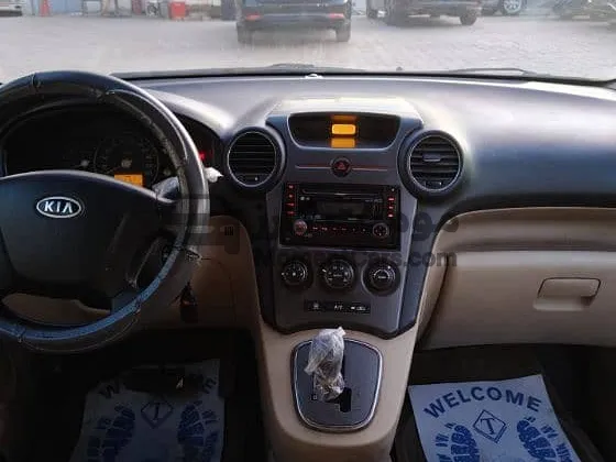 كيا كارينز 2013 اوتوماتيك 1600 سي سي للبيع