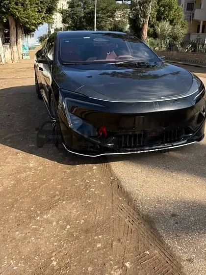 افتار 12 رويال اديشن 2025 كهرباء بحالة ممتازة