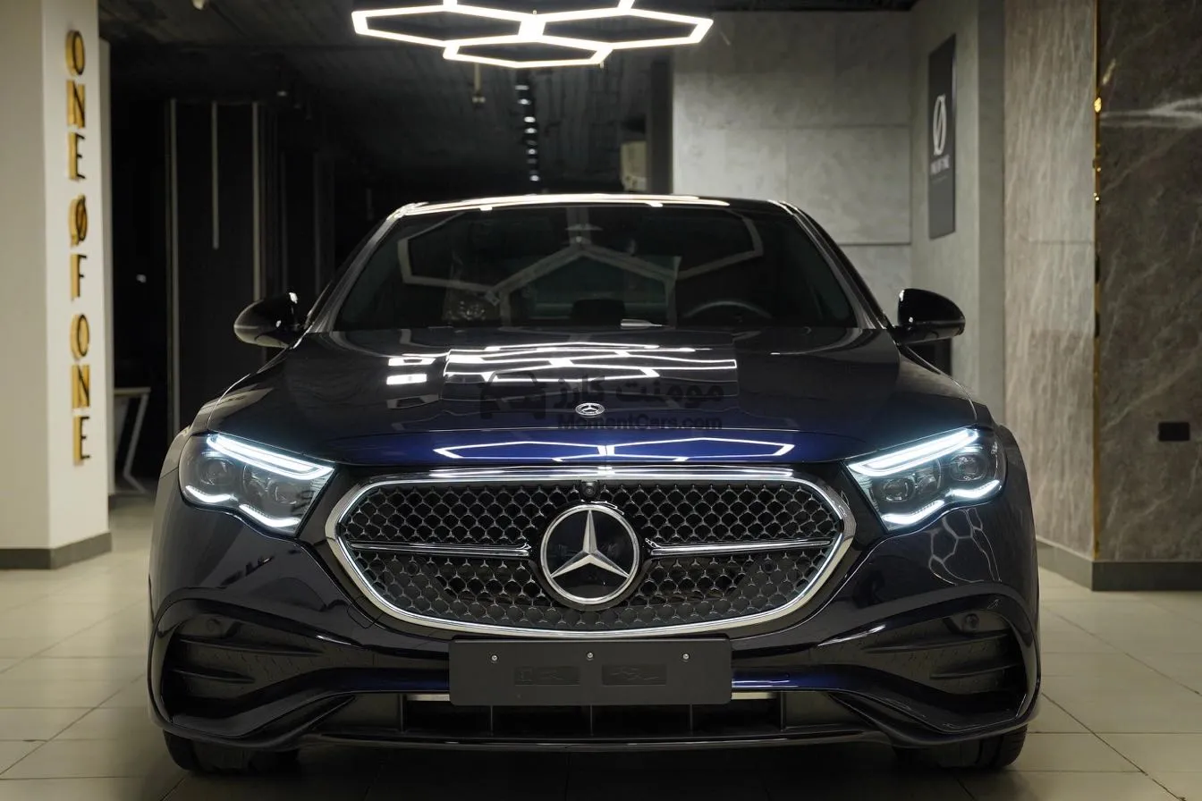 مرسيدس E200 AMG 2025 جديدة - استلام فوري