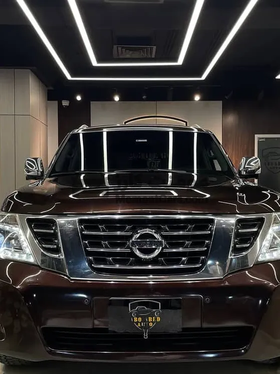 نيسان باترول 2017 عداد قليل 70 ألف كم للبيع