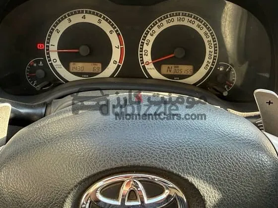 تويوتا كورولا 2009 اتوماتيك فرش جلد للبيع