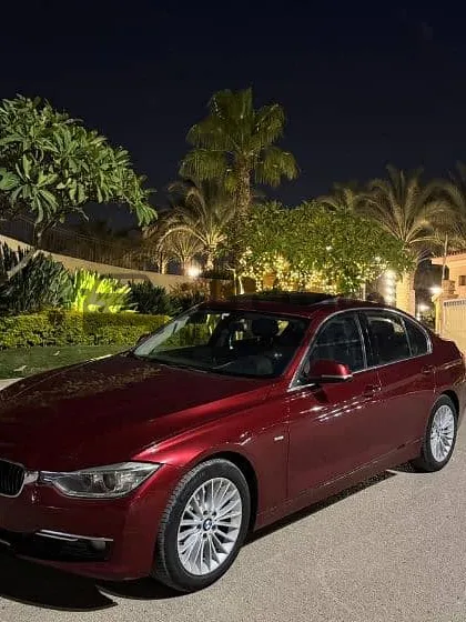BMW 320i 2013 Luxury فابريكة للبيع - صيانات توكيل