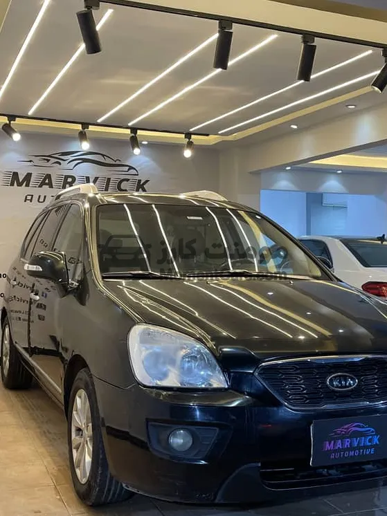 كيا كارينز 2012 خليجي أعلى فئة للبيع بحالة ممتازة