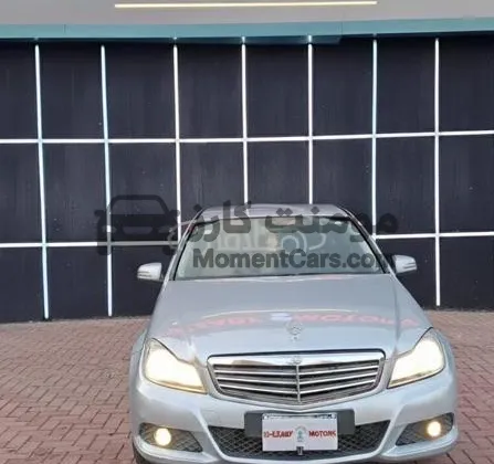 مرسيدس C180 Exclusive 2015 فابريكة للبيع بحالة ممتازة