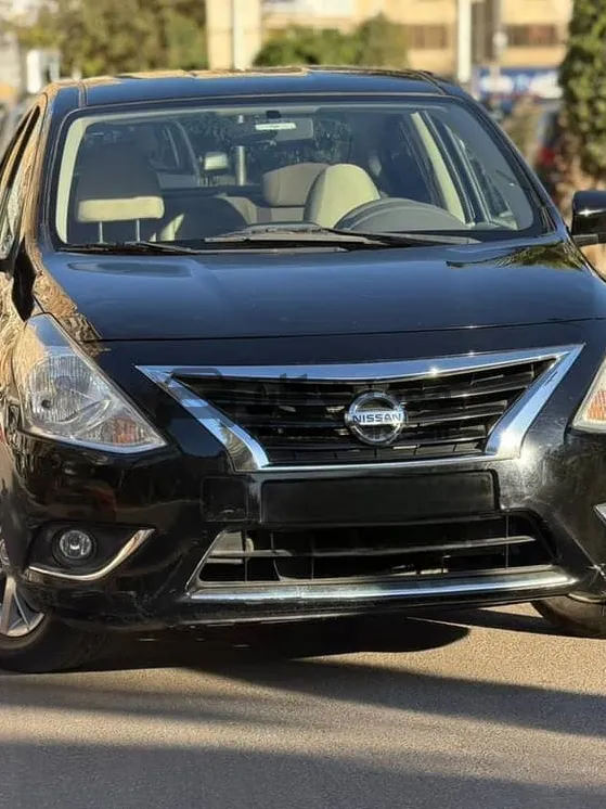 نيسان صني 2020 سوبر صالون أتوماتيك للبيع