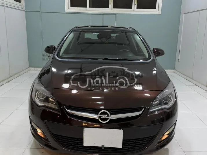 اوبل استرا 2019 اتوماتيك 84 ألف كم للبيع