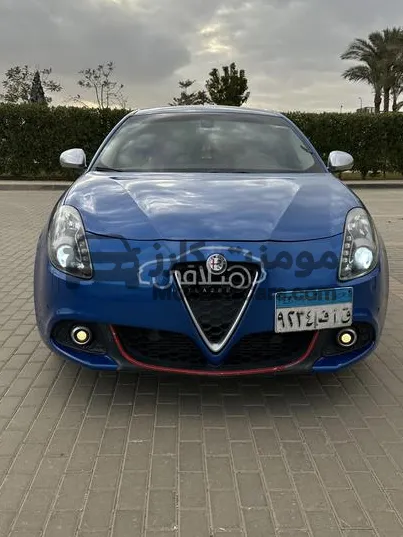 الفاروميو جوليتا 2016 أعلى فئة للبيع