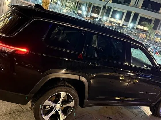 جيب جراند شيروكى 2024 زيرو للبيع