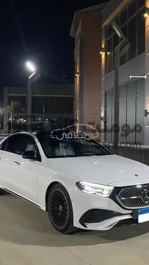 مرسيدس E 200 2024 هايبر سكرين بانوراما للبيع