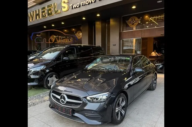 مرسيدس C 180 2024 أتوماتيك للبيع