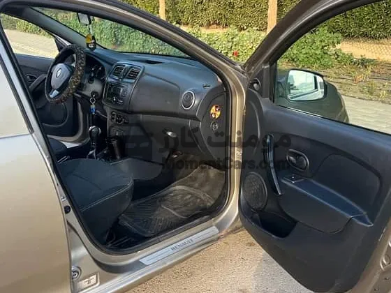 رينو لوجان 2016 اتوماتيك - استخدام بيتي بحالة ممتازة