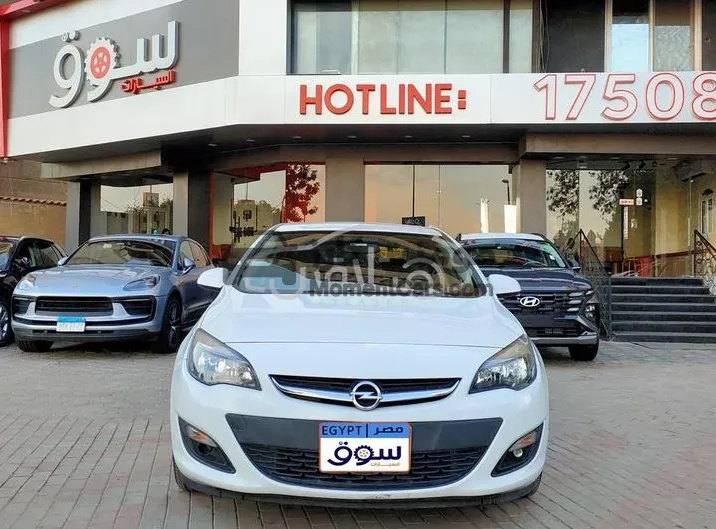 أوبل أسترا 2015 أتوماتيك فبريكة بالكامل