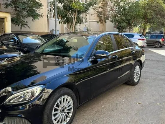 مرسيدس C180 أفنتجارد 2018 فتحة سقف للبيع