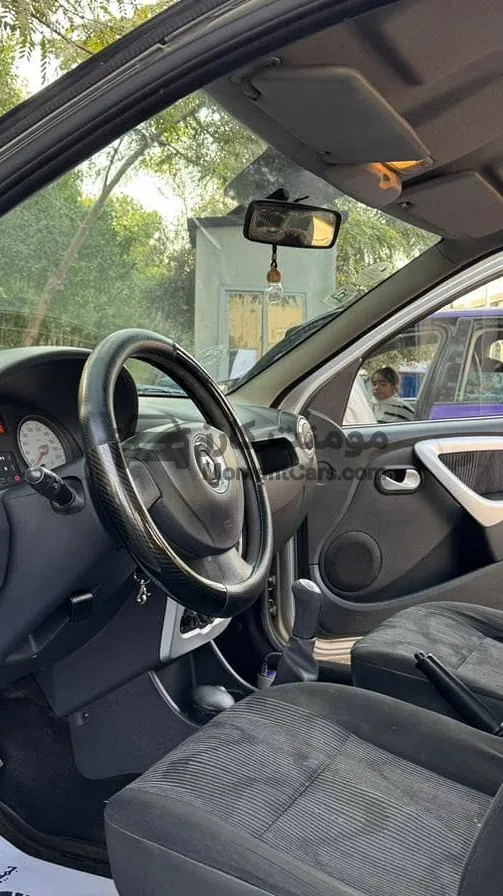 رينو لوجان 2012 أعلى فئة حالة نادرة أول مالك