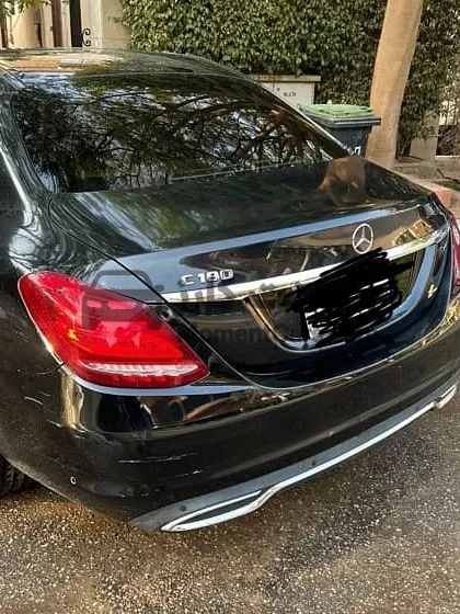 مرسيدس C180 Exclusive 2018 بحالة المصنع للبيع