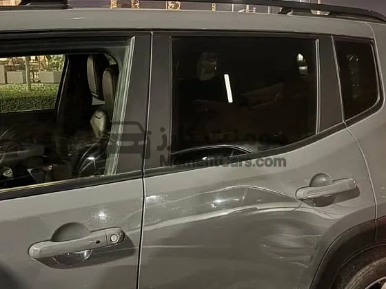 جيب رينيجيد 2022 فرش جلد حالة نادرة عداد 100 ألف